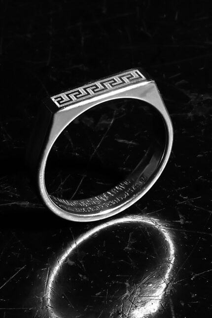 Stylish Men's Ring
